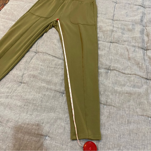 Fabletics slim joggers - Picture 10 of 10